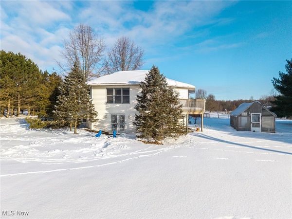 7639 Center Road, Valley City, OH 44280