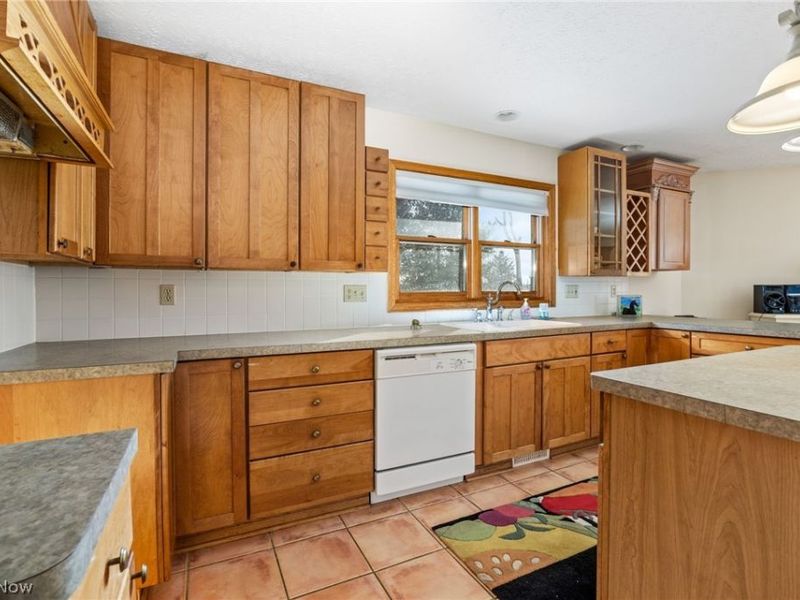 7639 Center Road, Valley City, OH 44280 Photo 20