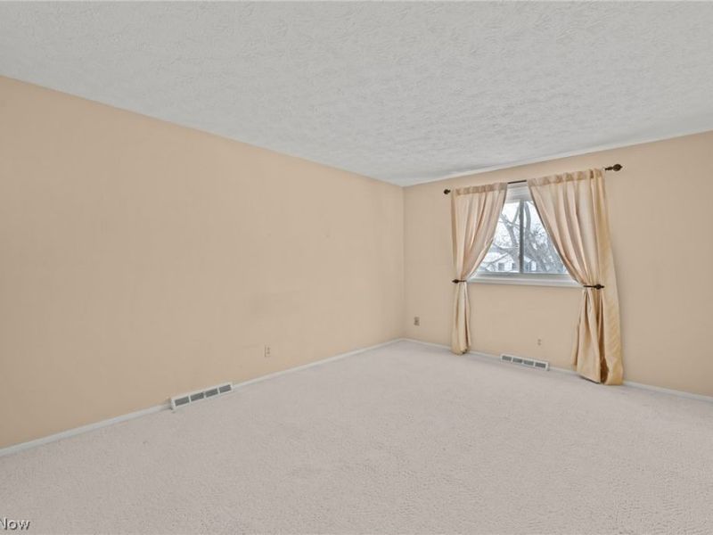 33014 N Roundhead Drive, Solon, OH 44139 Photo 23