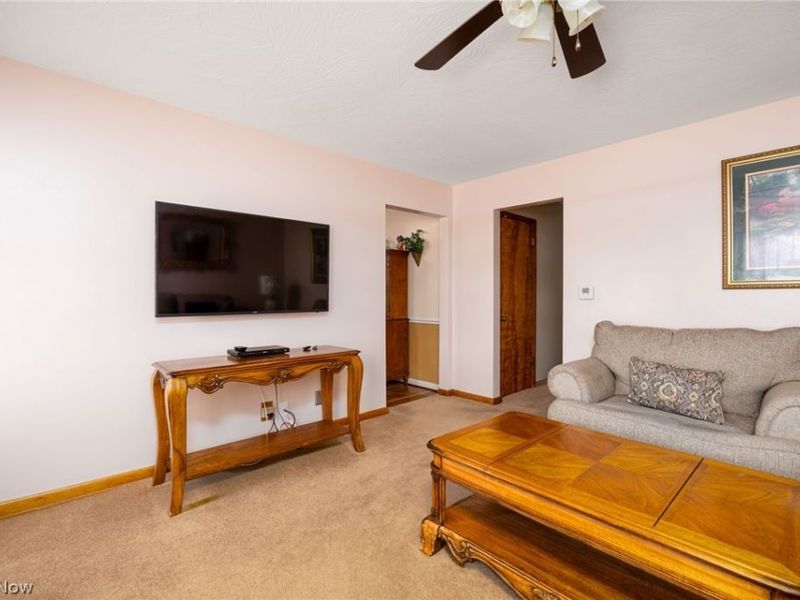 189 Pocantico Avenue, Akron, OH 44312 Photo 9