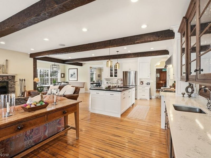 9420 Music Street, Novelty, OH 44072 Photo 4