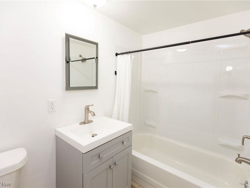 22555 Center Ridge Road, Unit 403, Rocky River, OH 44116 Photo 28