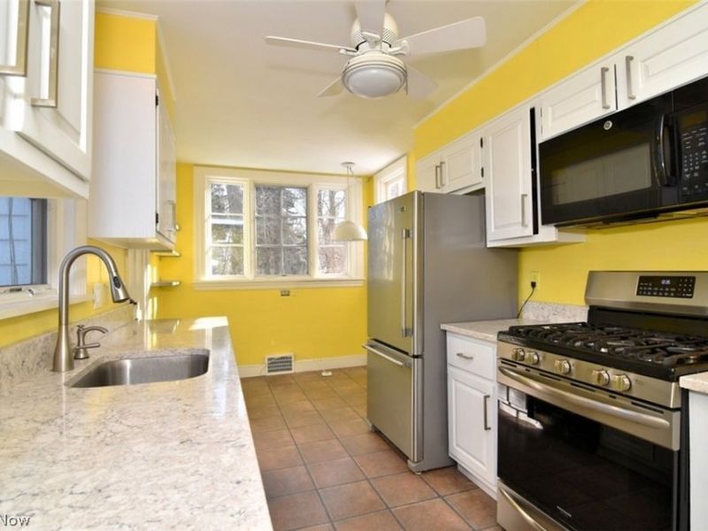 2737 Berkshire Road, Cleveland, OH 44106 Photo 13