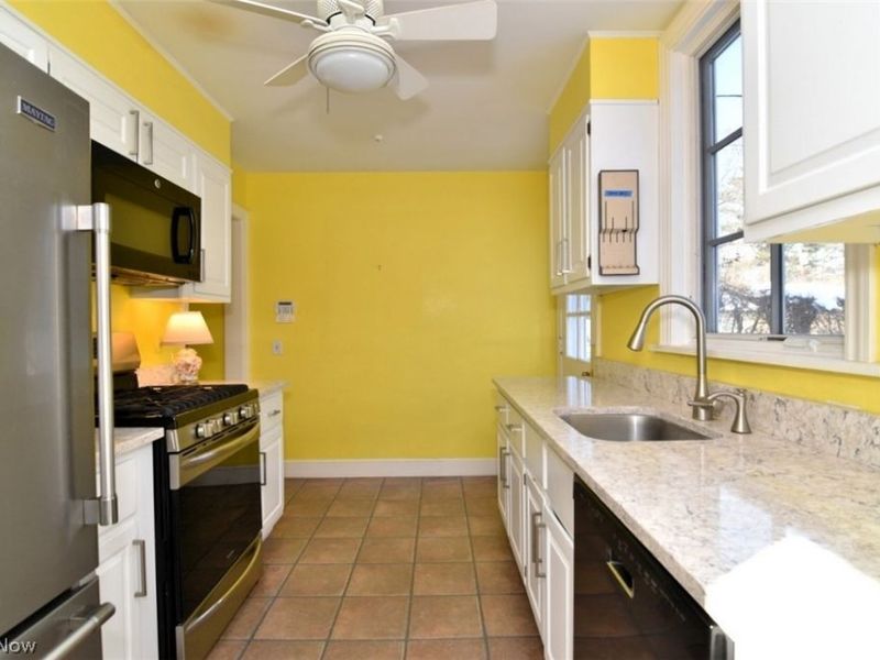 2737 Berkshire Road, Cleveland, OH 44106 Photo 16