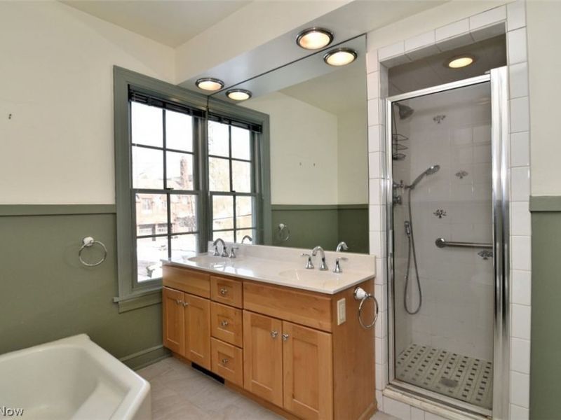 2737 Berkshire Road, Cleveland, OH 44106 Photo 28