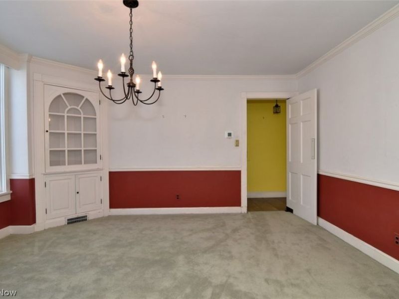 2737 Berkshire Road, Cleveland, OH 44106 Photo 8