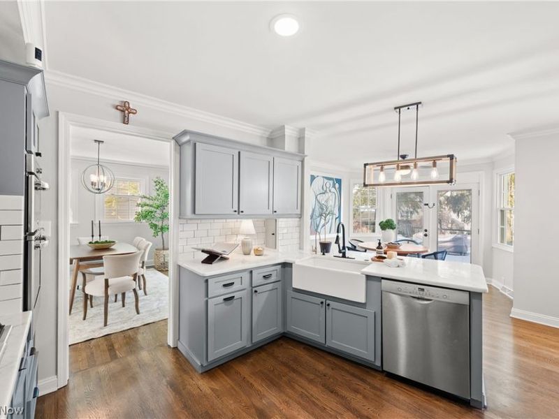 19690 Roslyn Drive, Rocky River, OH 44116 Photo 19