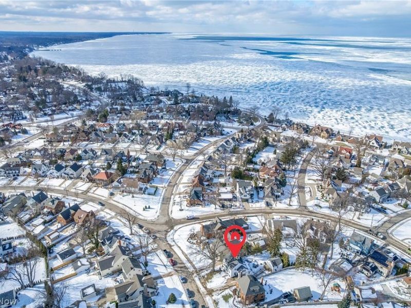 19690 Roslyn Drive, Rocky River, OH 44116 Photo 6