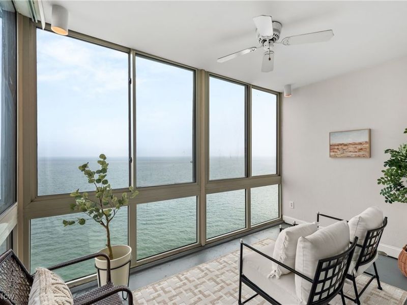 12520 Edgewater Drive, Unit 1605, Lakewood, OH 44107 Photo 12