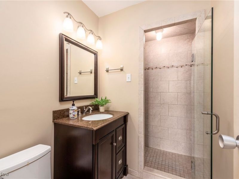 12520 Edgewater Drive, Unit 1605, Lakewood, OH 44107 Photo 28