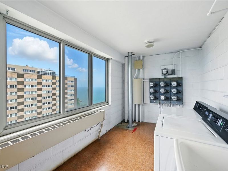 12520 Edgewater Drive, Unit 1605, Lakewood, OH 44107 Photo 34