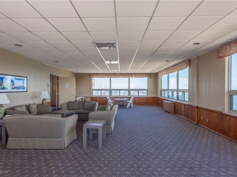 12520 Edgewater Drive, Unit 1605, Lakewood, OH 44107 Photo 38