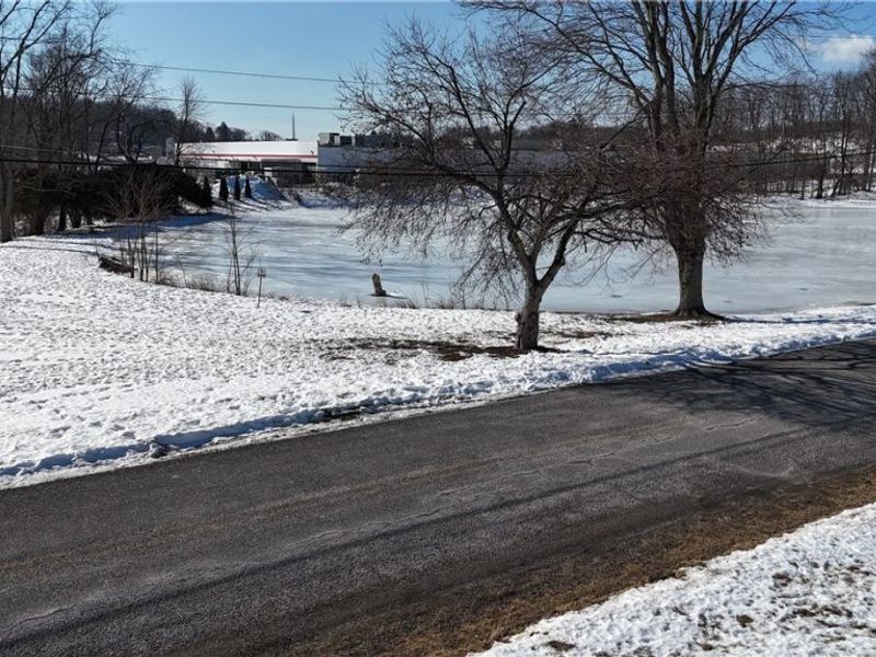 48661 Lakeview Circle, East Liverpool, OH 43920 Photo 18