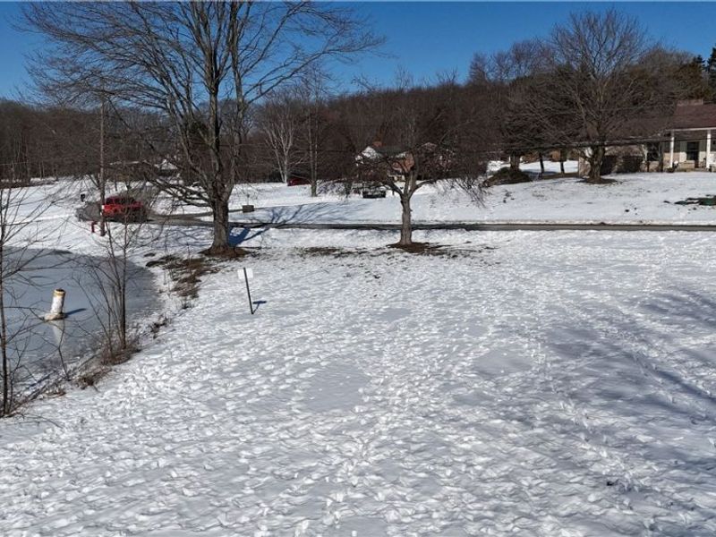 48661 Lakeview Circle, East Liverpool, OH 43920 Photo 22