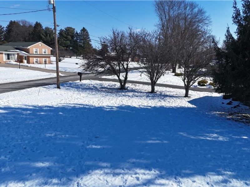 48661 Lakeview Circle, East Liverpool, OH 43920 Photo 26