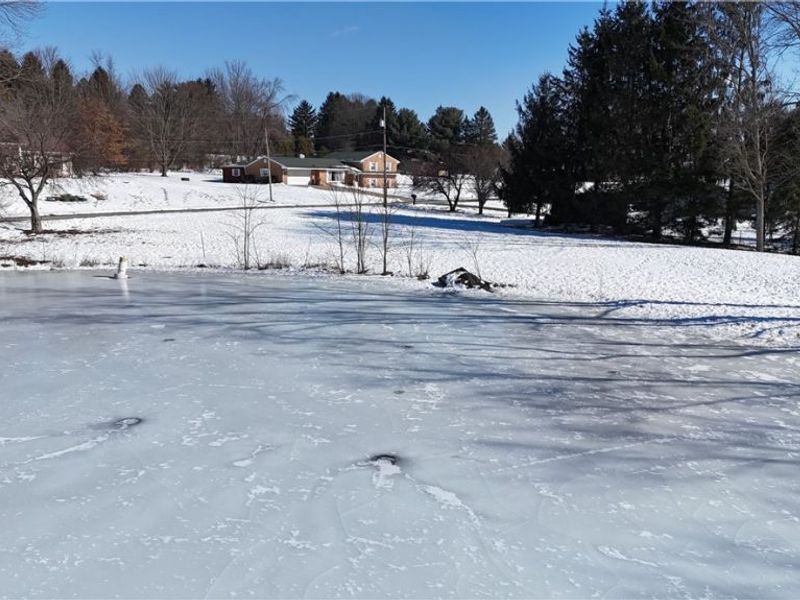 48661 Lakeview Circle, East Liverpool, OH 43920 Photo 27