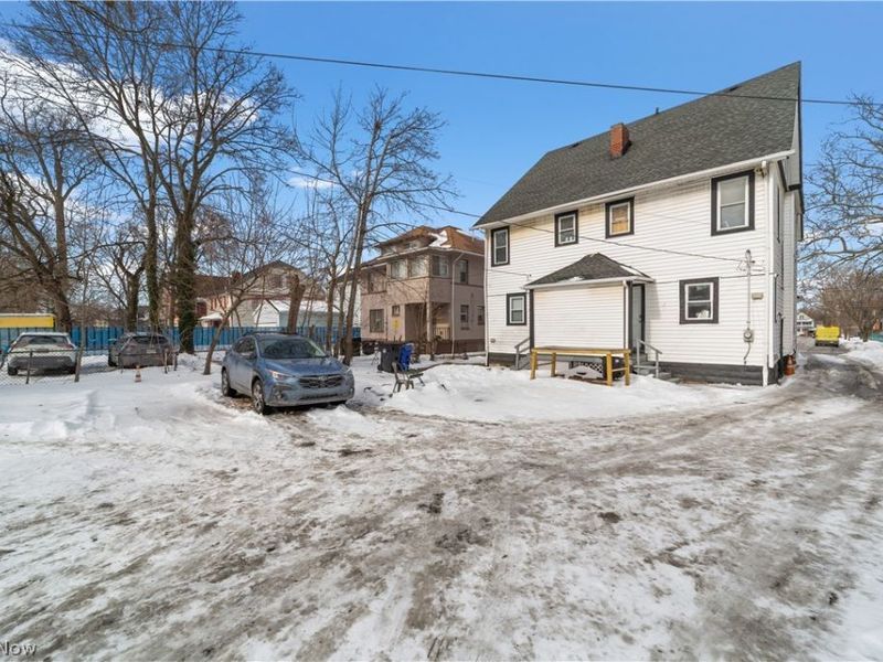 11226 Ashbury Avenue, Cleveland, OH 44106 Photo 16