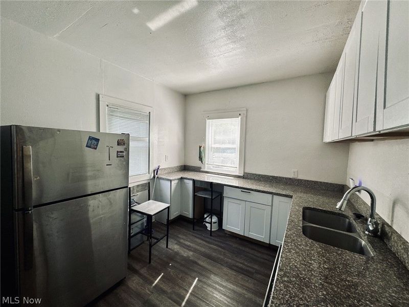 11226 Ashbury Avenue, Cleveland, OH 44106 Photo 4