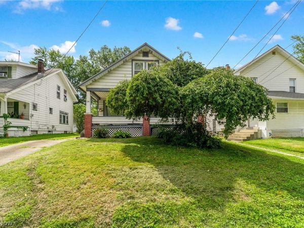 34 N Bon Air Avenue, Youngstown, OH 44509