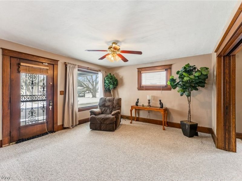 34 N Bon Air Avenue, Youngstown, OH 44509 Photo 15