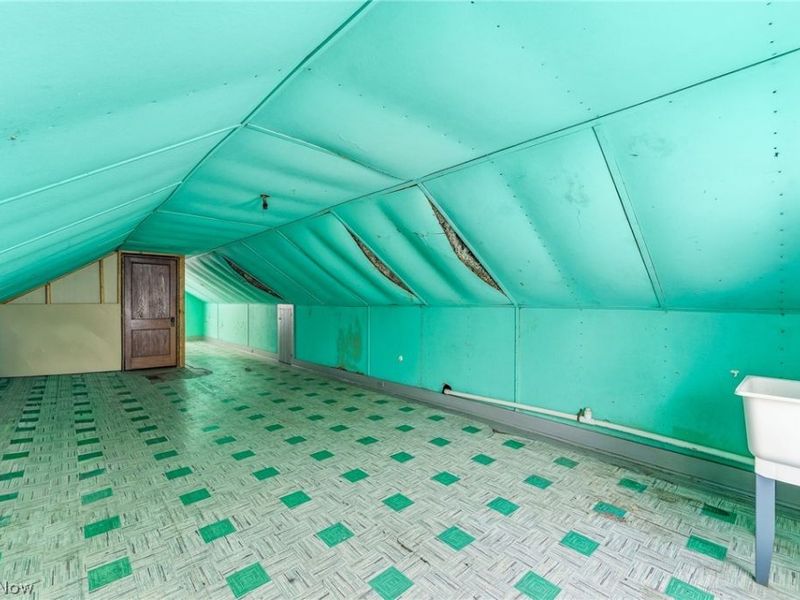 34 N Bon Air Avenue, Youngstown, OH 44509 Photo 22