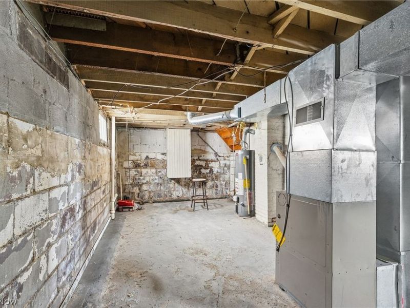 34 N Bon Air Avenue, Youngstown, OH 44509 Photo 24