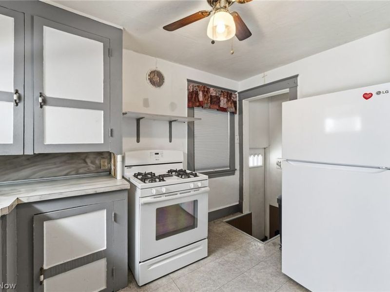 34 N Bon Air Avenue, Youngstown, OH 44509 Photo 8