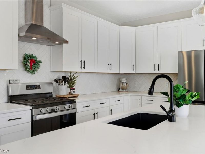 6670 Merlin Drive, Medina, OH 44256 Photo 11