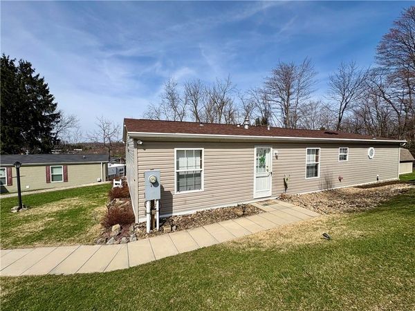 111 Pembrooke Dr, Delmont, PA 15626