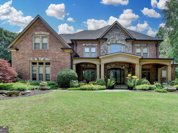 2279 Weeping Oak Drive, Braselton, GA 30517