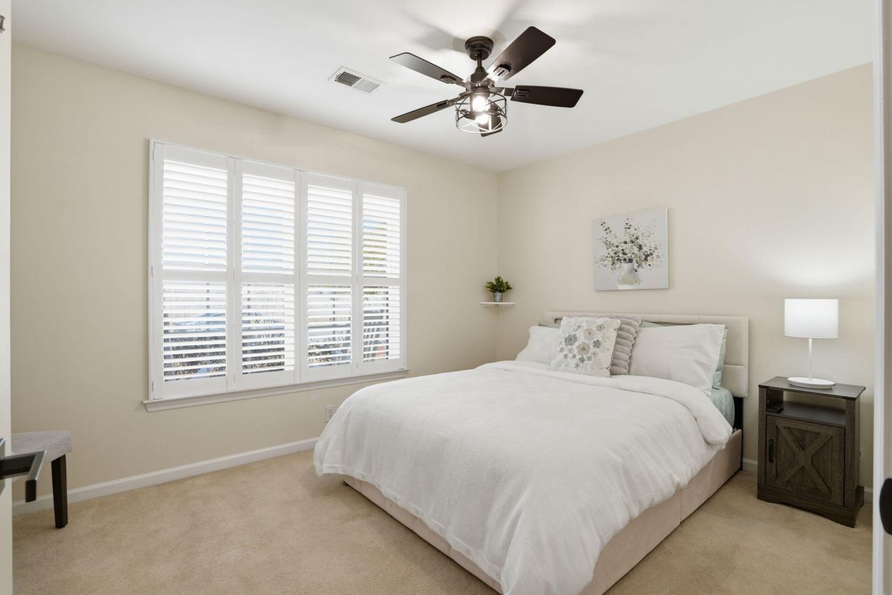 106 Cherry Laurel Lane Photo 12