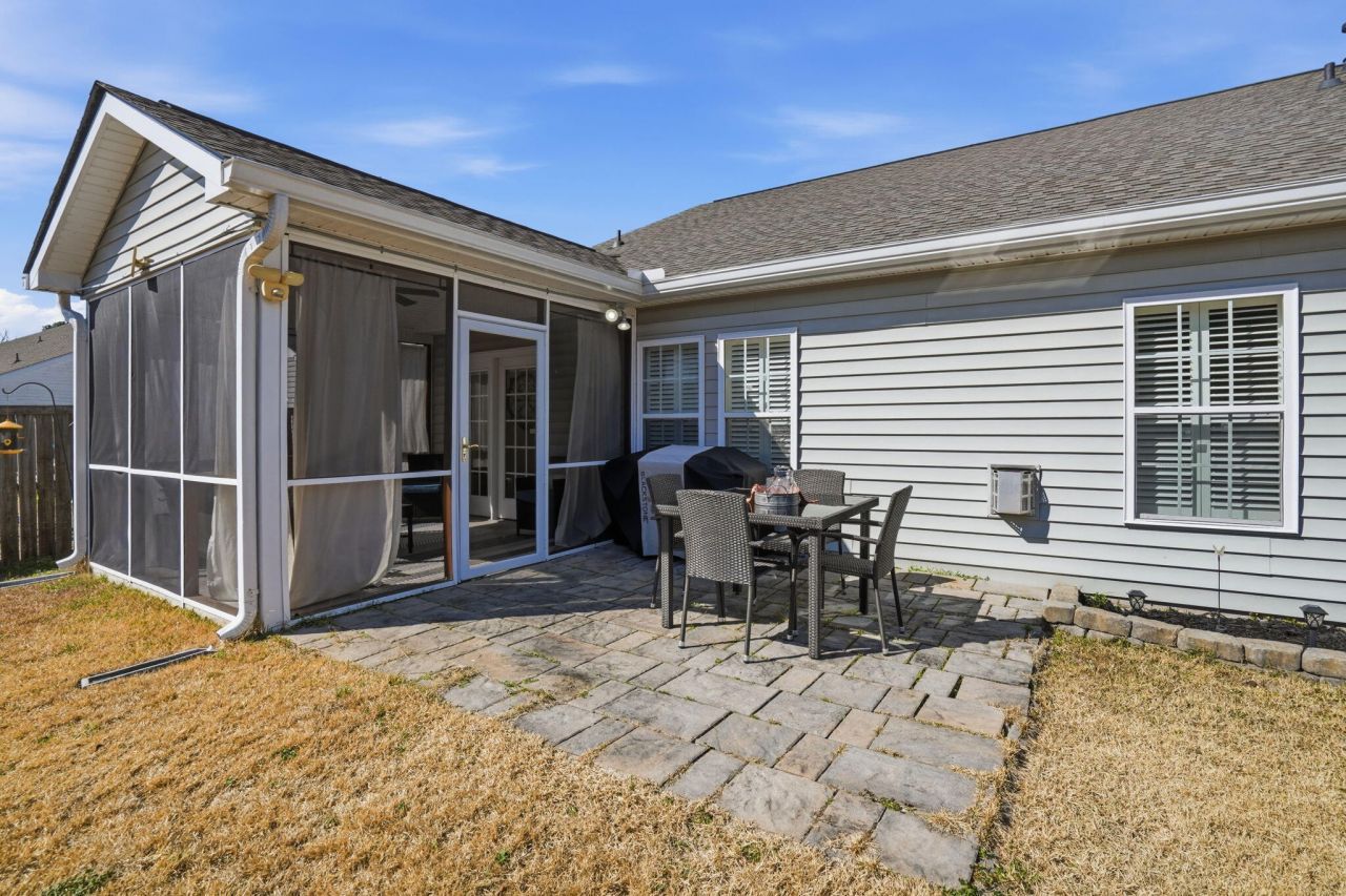 106 Cherry Laurel Lane Photo 17