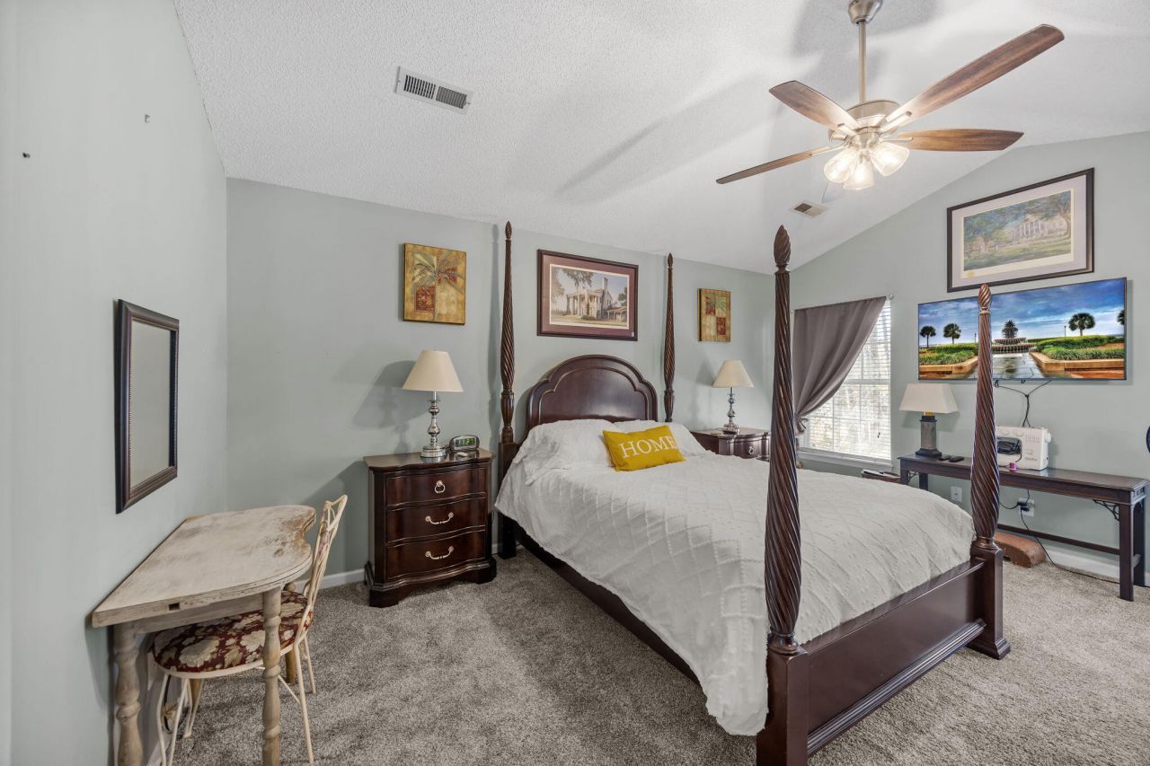 128 Jupiter Lane Photo 16