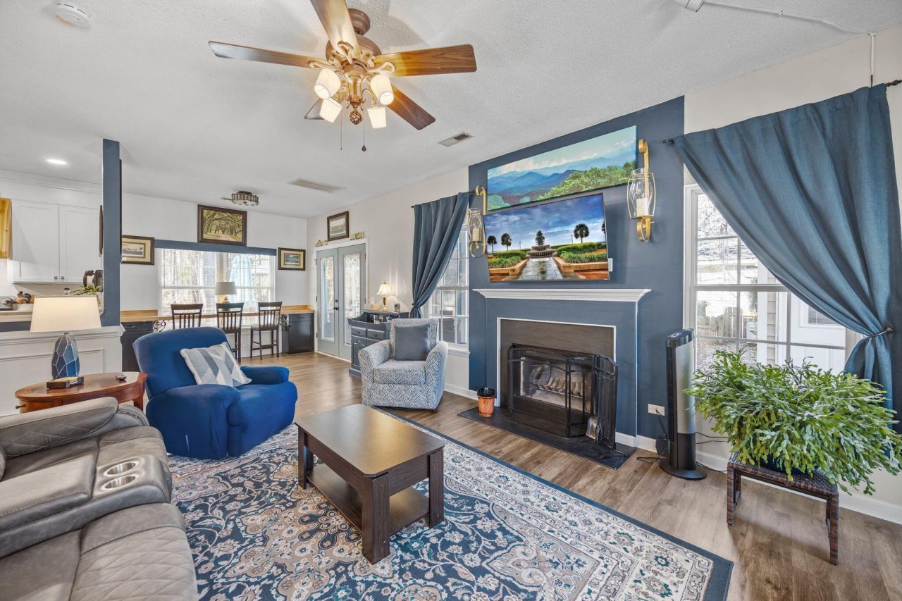 128 Jupiter Lane Photo 6