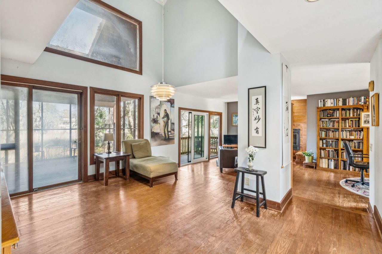 9 Arabian Drive Photo 16