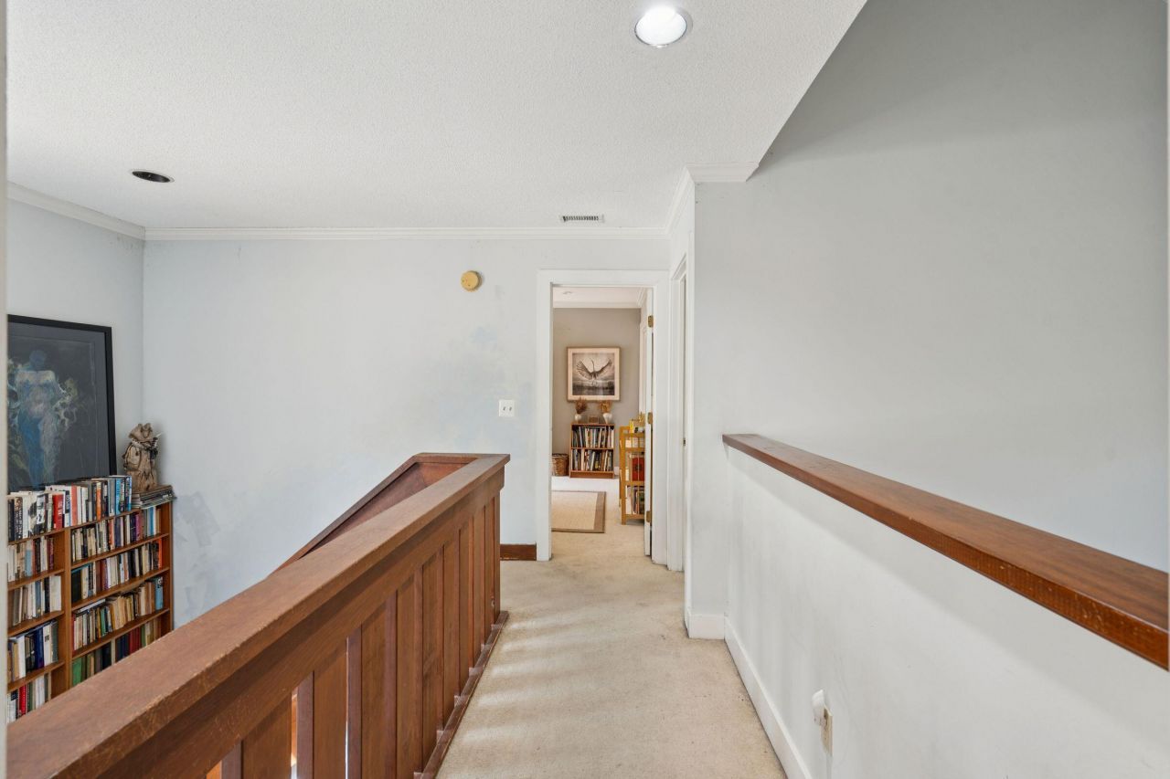 9 Arabian Drive Photo 69