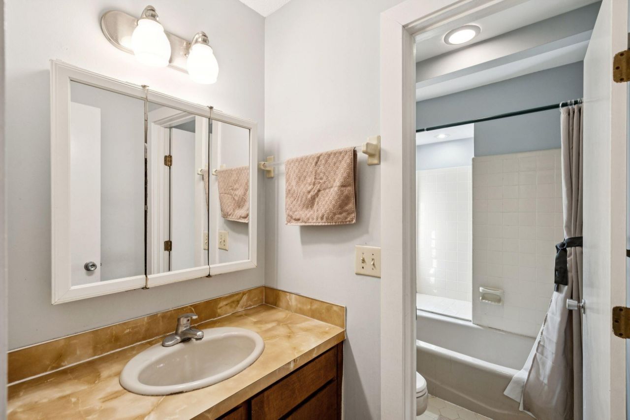 9 Arabian Drive Photo 75