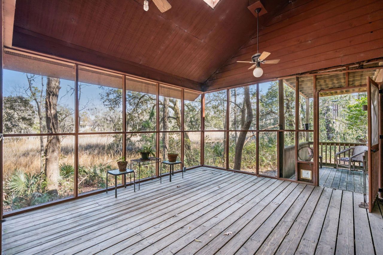 9 Arabian Drive Photo 80