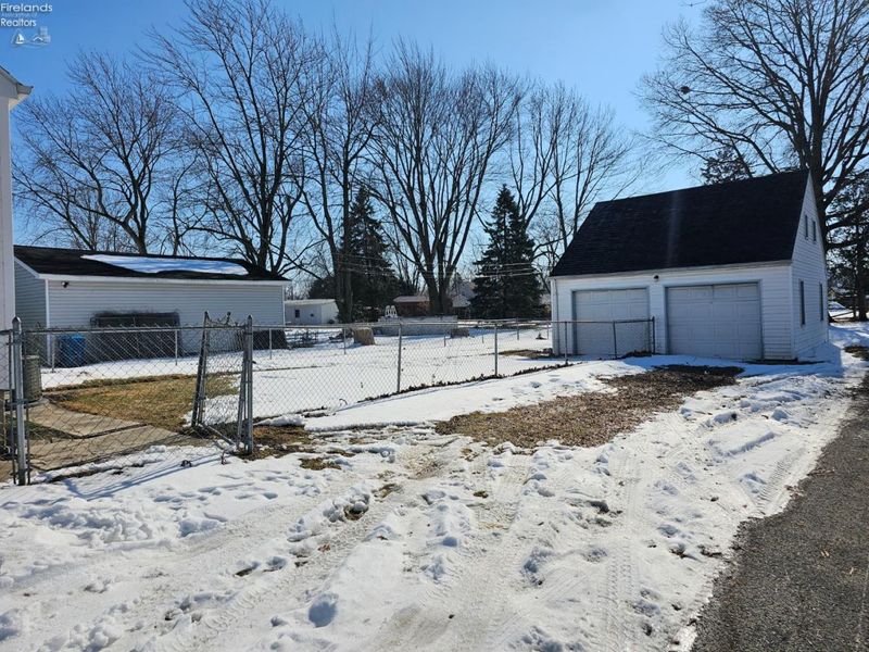 121 Bank Street, Oak Harbor, OH 43449 Photo 17