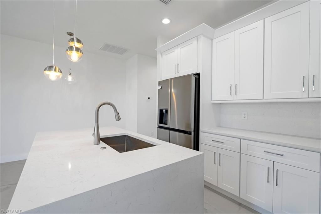 1107 SE 38th St , Cape Coral, FL 33904 Photo