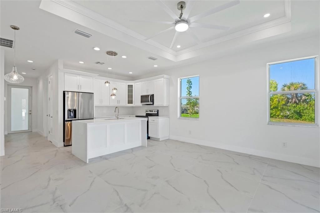 1107 SE 38th St , Cape Coral, FL 33904 Photo