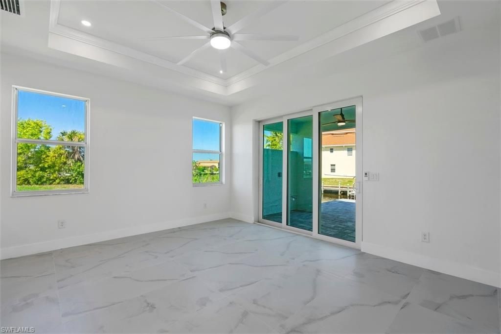 1107 SE 38th St , Cape Coral, FL 33904 Photo