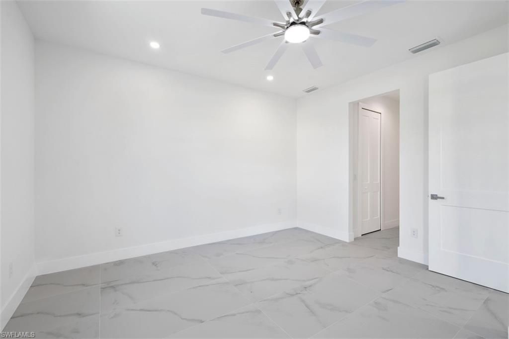 1107 SE 38th St , Cape Coral, FL 33904 Photo