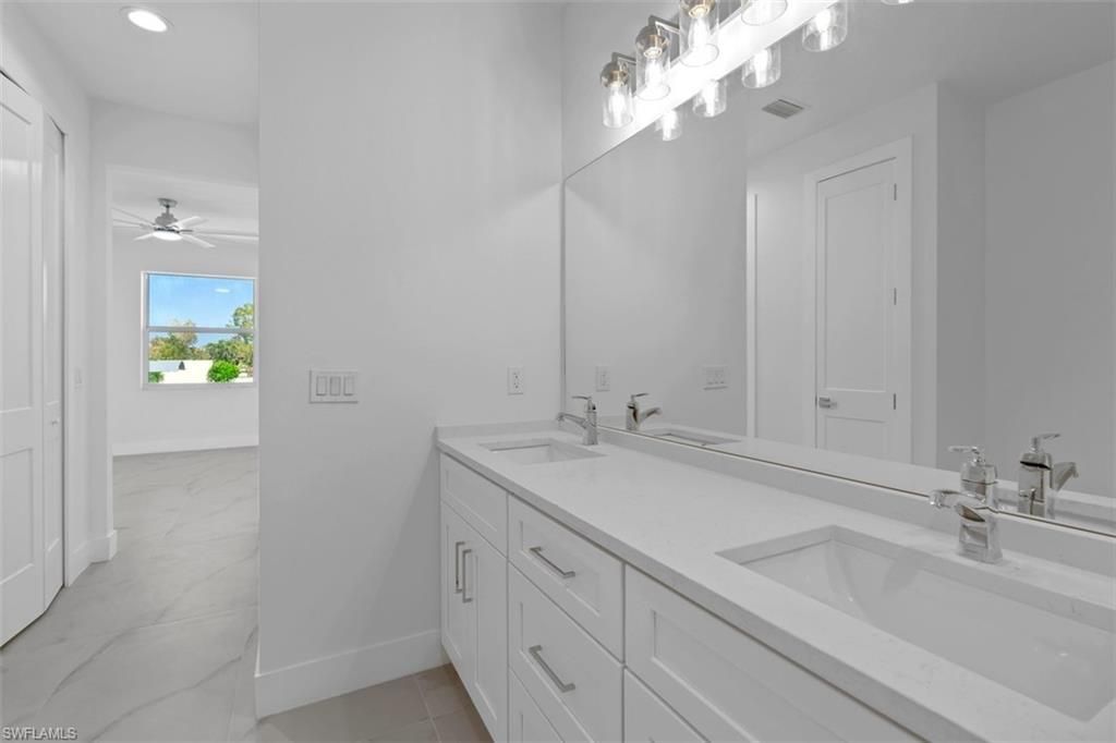 1107 SE 38th St , Cape Coral, FL 33904 Photo