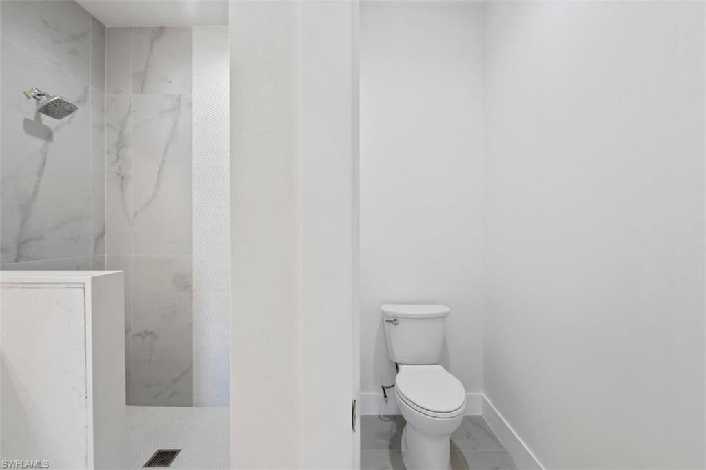 1105 SE 38th St, Cape Coral, FL 33904 Photo