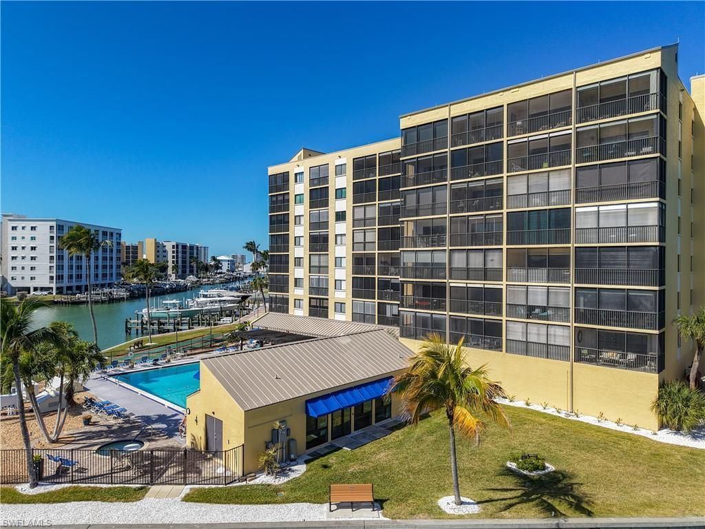 400 Lenell Rd, Unit 107, Fort Myers Beach, FL 33931 Photo