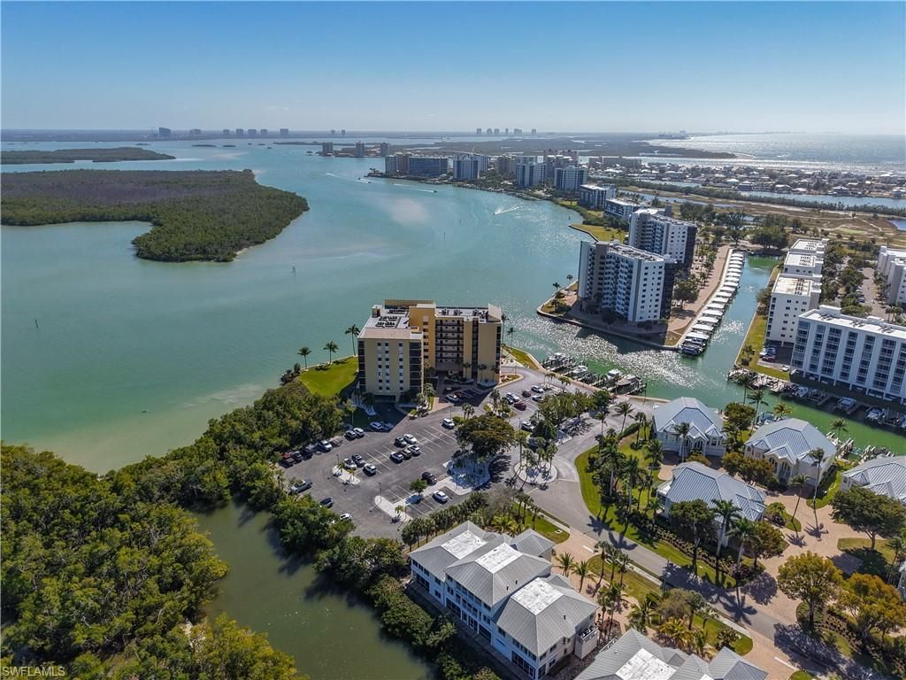 400 Lenell Rd, Unit 107, Fort Myers Beach, FL 33931 Photo