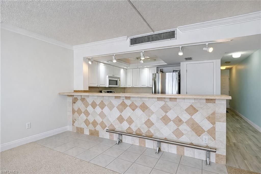 400 Lenell Rd, Unit 107, Fort Myers Beach, FL 33931 Photo