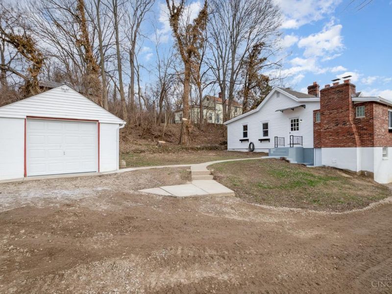 1117 W Seymour Avenue, Springfield Twp., OH 45216 Photo 11