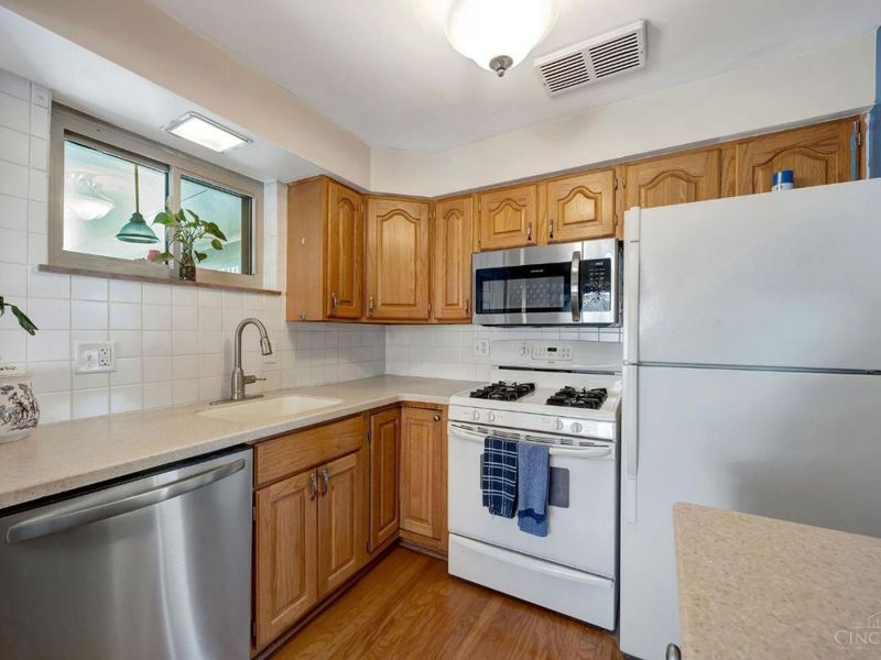 1320 Thurnridge Drive, Reading, OH 45215 Photo 13